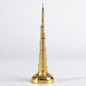Custom Dubai Souvenir Bronze Burj Khalifa Statue Metal Model London City Tour Famous Architecture Crafted Gift