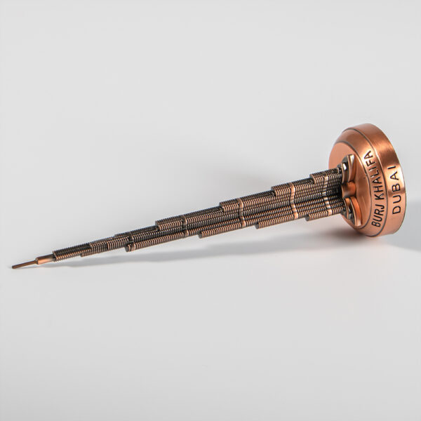 Custom Dubai Souvenir Bronze Burj Khalifa Statue Metal Model London City Tour Famous Architecture Crafted Gift-4