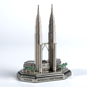 Customized Silver Petronas Twin Towers 3D Building Model Enamel Die-Cast Alloy with Plating Painting Malaysian Souvenir-2