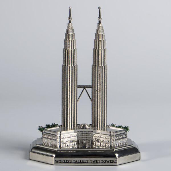 Customized Silver Petronas Twin Towers 3D Building Model Enamel Die-Cast Alloy with Plating Painting Malaysian Souvenir-3