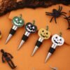 Funny design wine stopper with detailed character sculpting