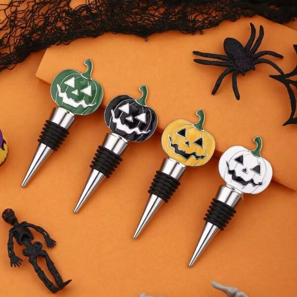 Funny design wine stopper with detailed character sculpting